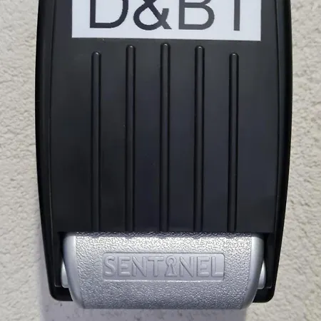 D&b 1 アパート *